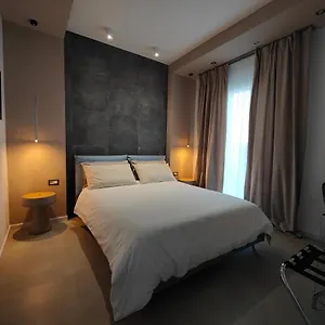 https://capricci-di-vento-design-guest-house.in-sardinia.net